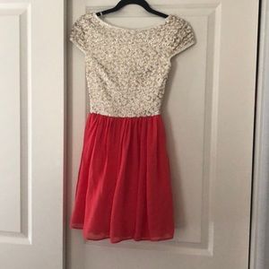 beautiful dress! 🍉